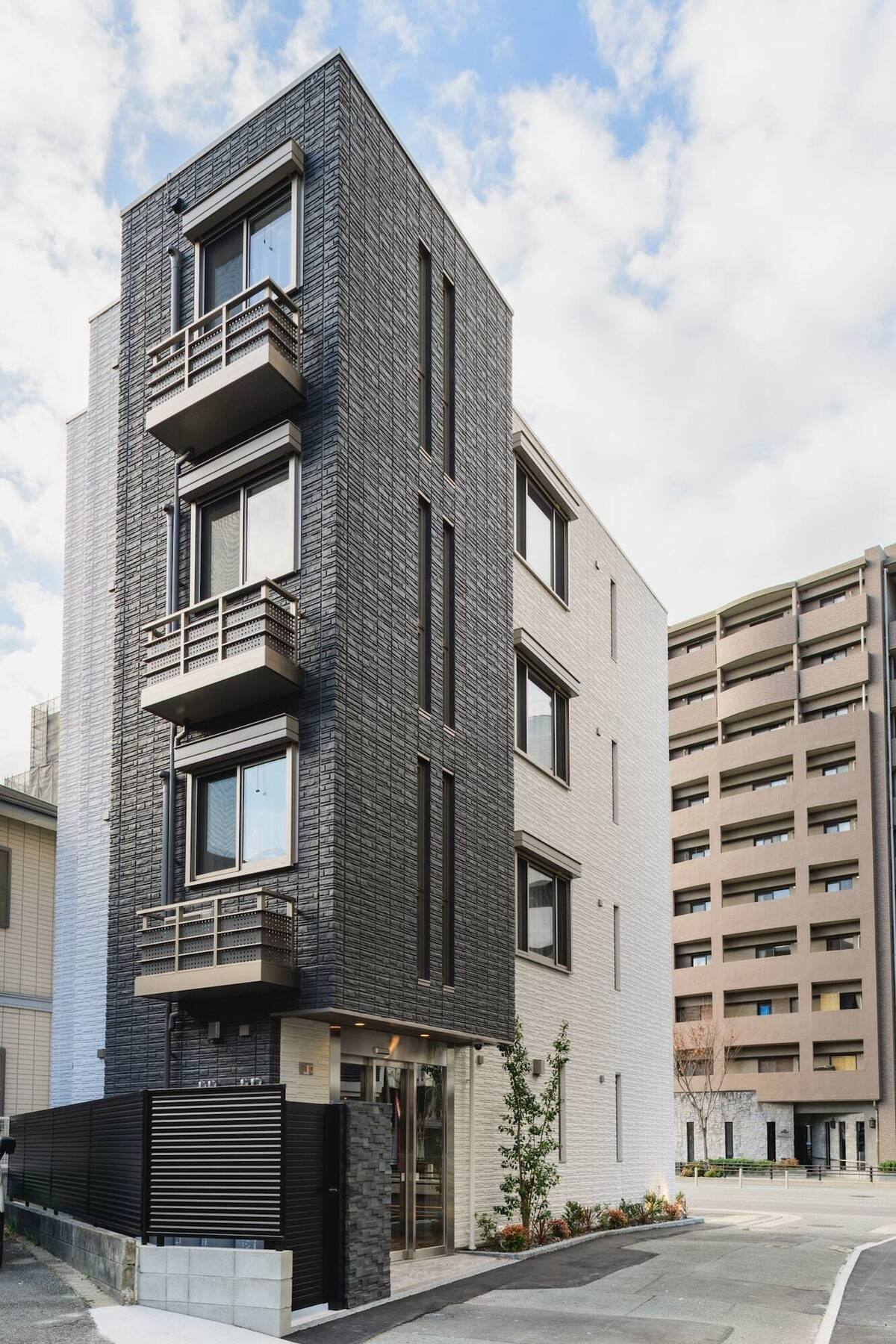 Grand Base Tenjin 福岡 外观 照片